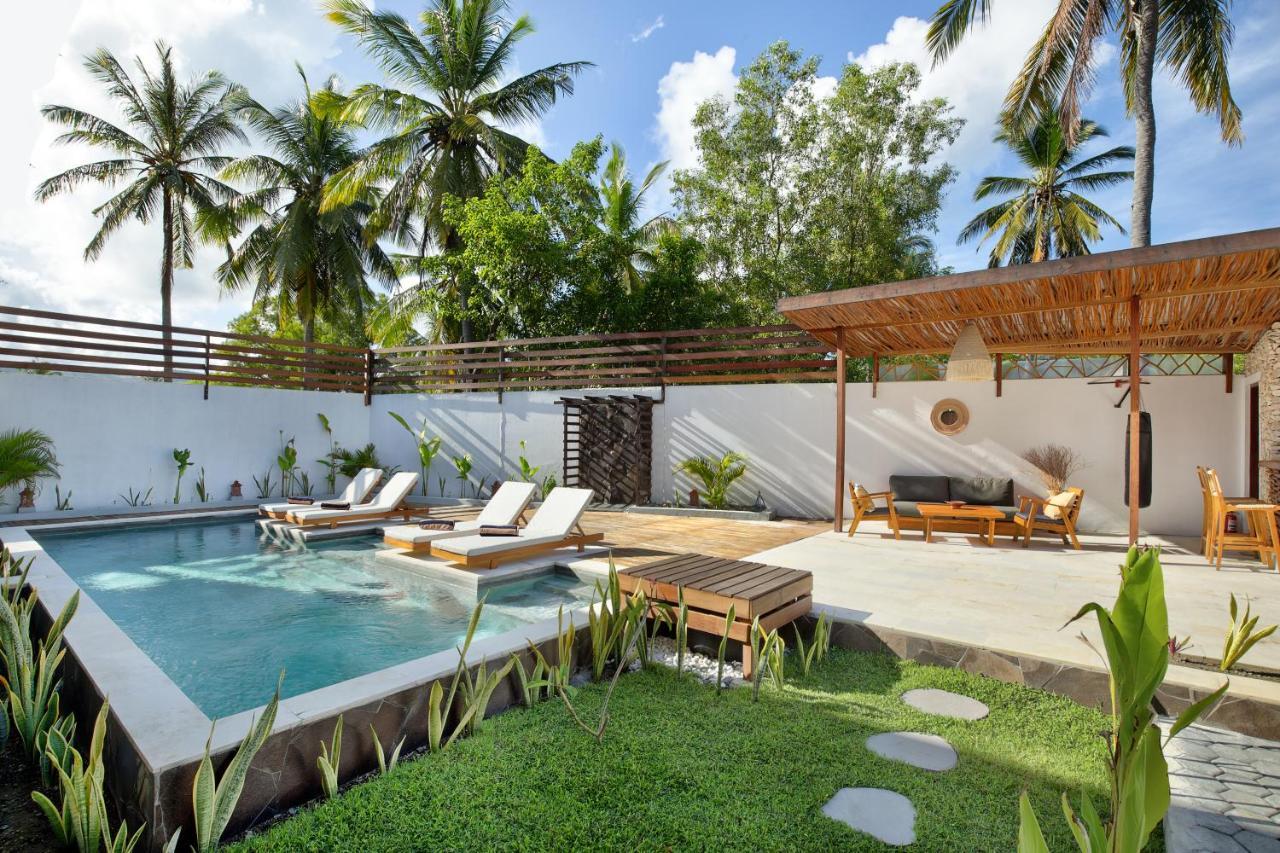 Villa Sakura. Luxury 3 Bedroom Villa. 塞隆贝拉纳克 外观 照片